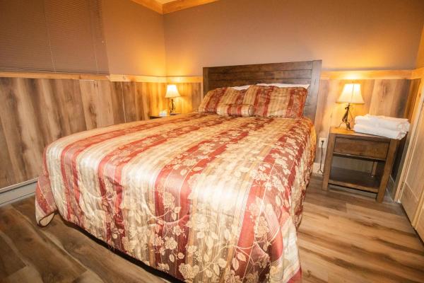 Apartment with Lake View