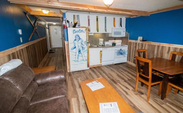 Mountain Lodge 1BR Condo - 134