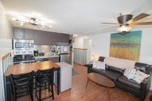 Mountain Lodge 2BR Condo - 123